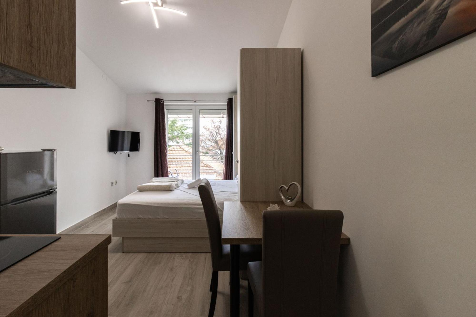 Antonela Apartment Biograd Na Moru Bagian luar foto